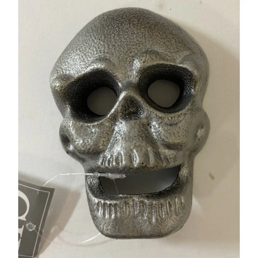 Silver Skull Cast Iron Beer Bottle Opener NWT